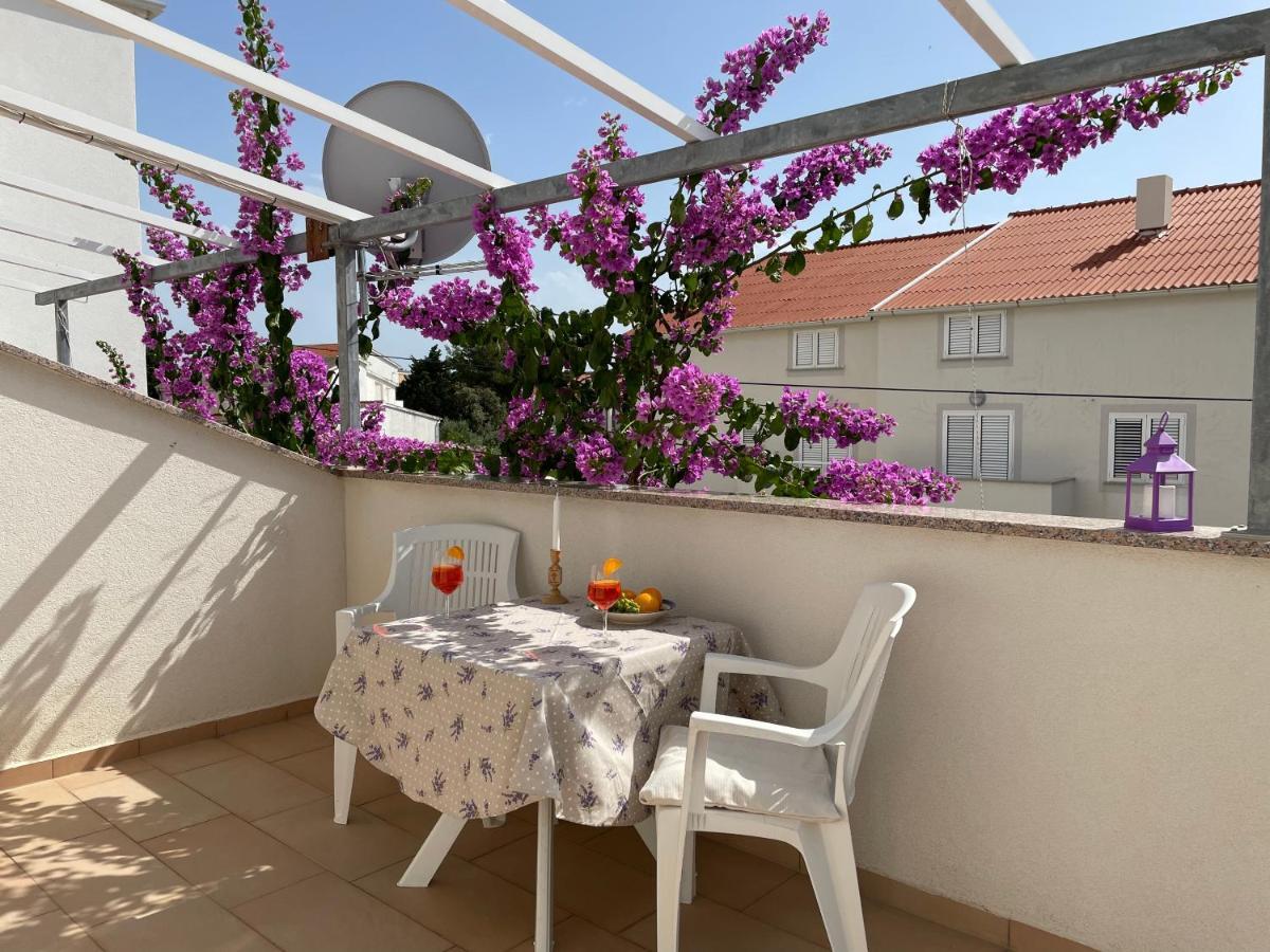 Novalja Apartments By Nena Exterior photo